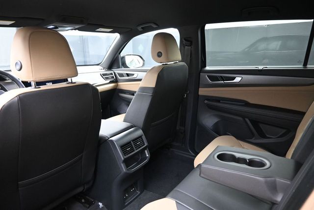 2026 Volkswagen Atlas Cross Sport SE w/Tech - Photo 19