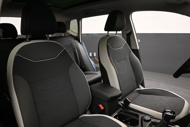 2026 Volkswagen Taos SE - Photo 12