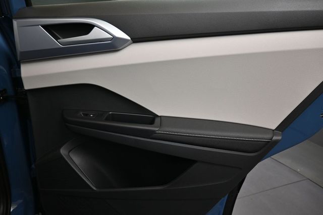 2026 Volkswagen Taos SE - Photo 13