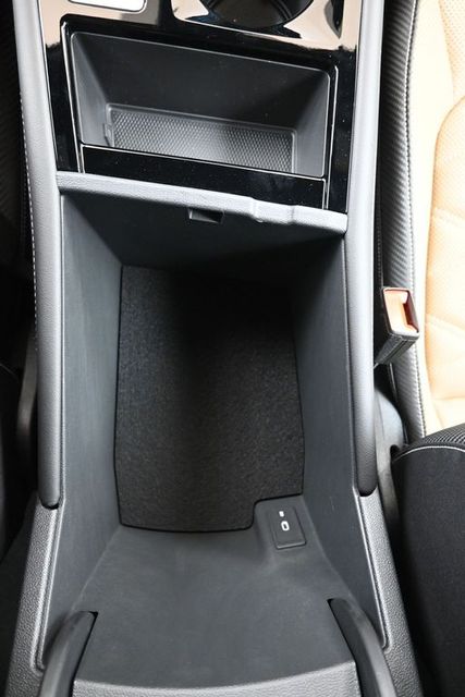 2026 Volkswagen Atlas Cross Sport SE w/Tech - Photo 35
