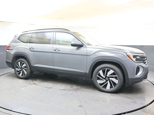 2026 Volkswagen Atlas SE w/Tech - Photo 7