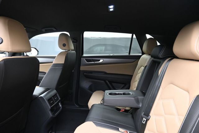 2026 Volkswagen Atlas Cross Sport SE w/Tech - Photo 18