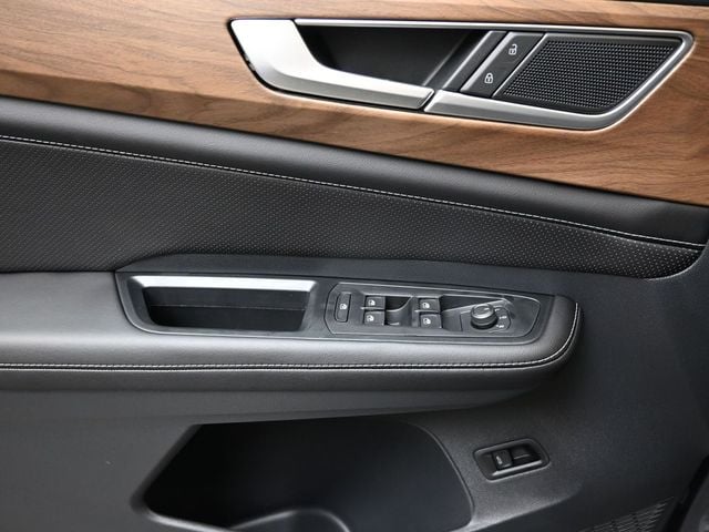 2026 Volkswagen Atlas SE w/Tech - Photo 23
