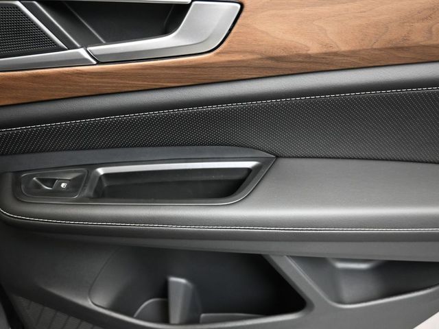 2026 Volkswagen Atlas SE w/Tech - Photo 15