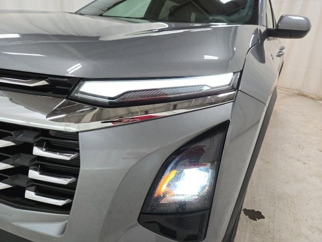 2025 Chevrolet Equinox LT - Photo 21