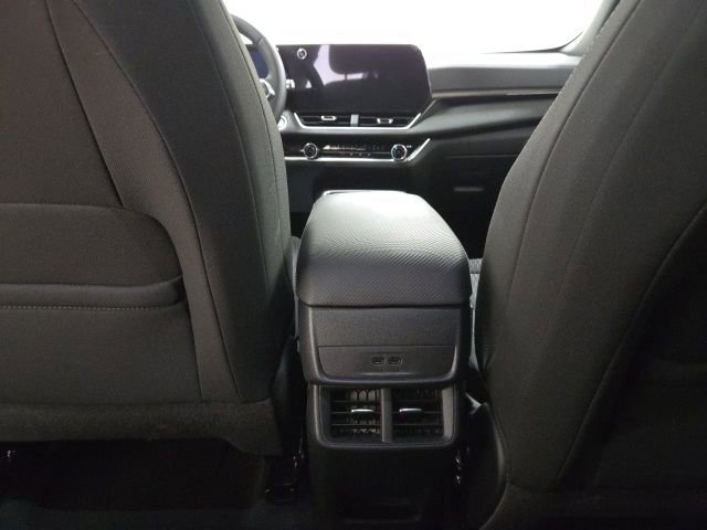 2025 Chevrolet Equinox LT - Photo 40