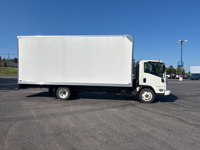 2024 Chevrolet Silverado 4500HD photo 3