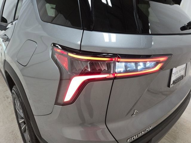 2025 Chevrolet Equinox LT - Photo 29