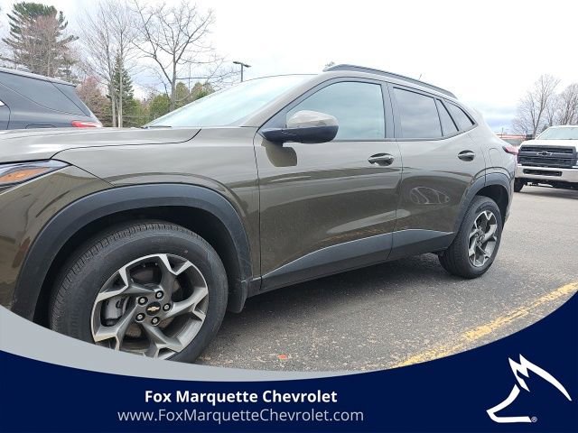 2024 Chevrolet Trax LT's photo