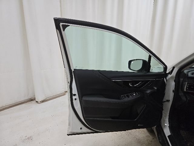 2025 Subaru Outback Limited - Photo 32