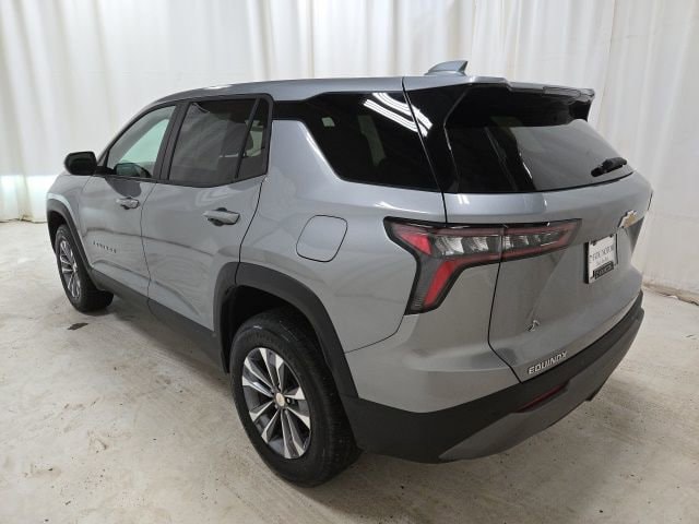 2025 Chevrolet Equinox LT - Photo 12