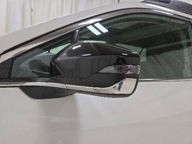 2025 Subaru Outback Limited - Photo 28