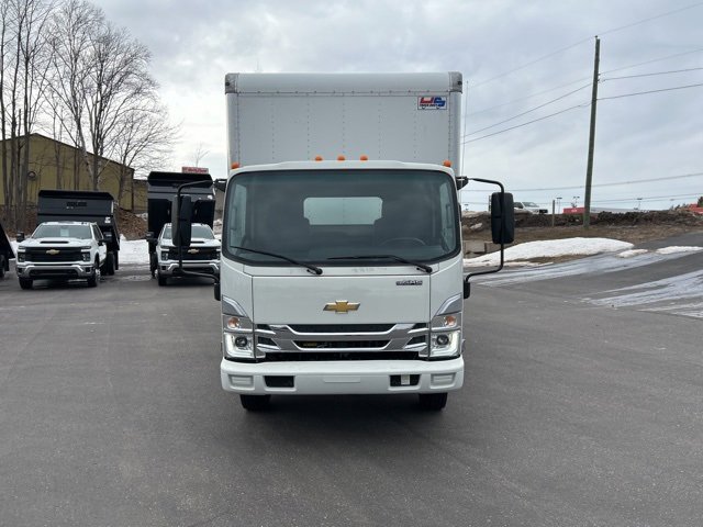 2024 Chevrolet Silverado 4500HD photo 3