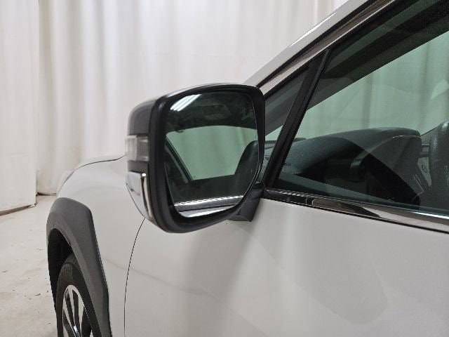 2025 Subaru Outback Limited - Photo 29