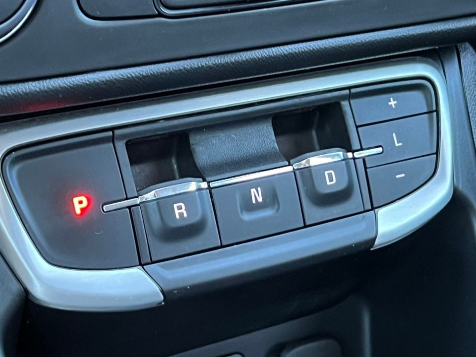 2022 GMC Terrain SLE - Photo 24