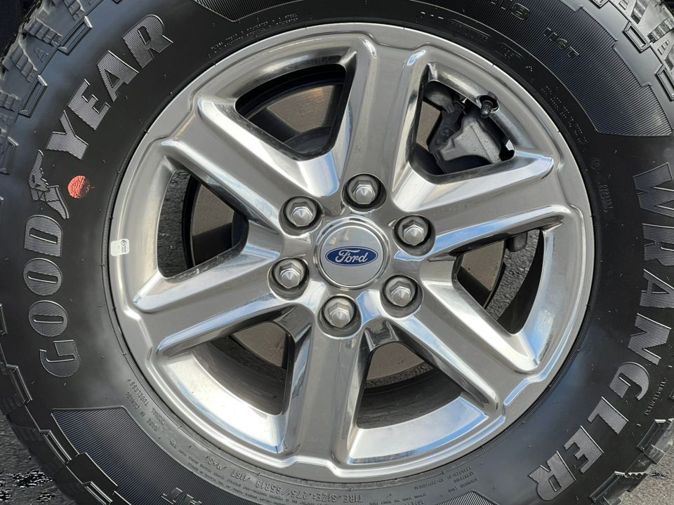 2025 Ford F-150 XLT - Photo 10