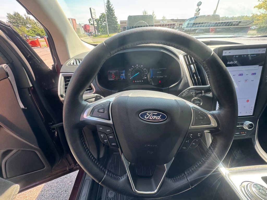 Used 2022 Ford Edge SEL SUV
