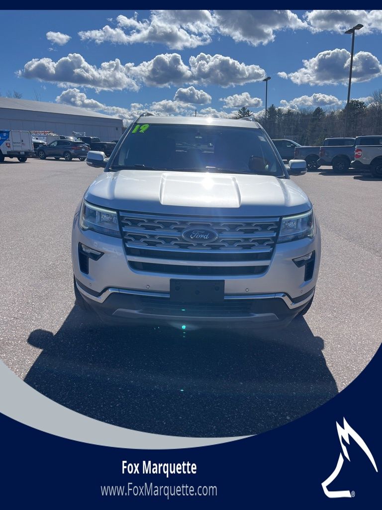 2019 Ford Explorer Limited 4WD's photo