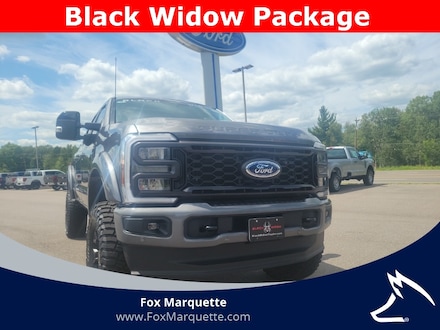 2024 Ford F-250SD Lariat Truck