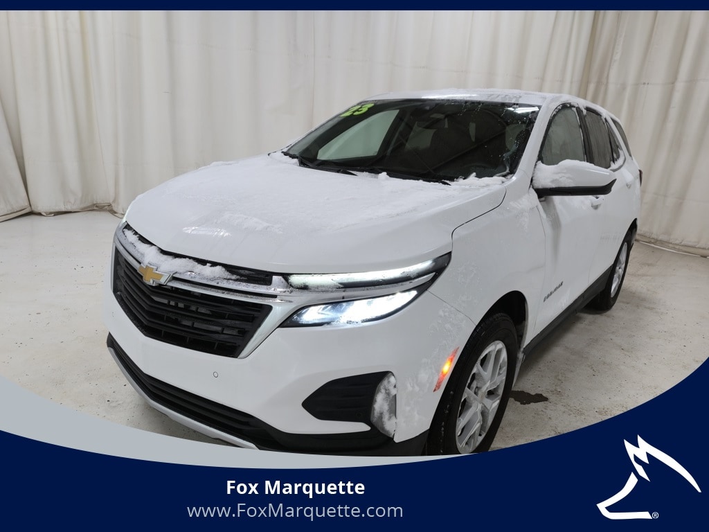2023 Chevrolet Equinox LT's photo