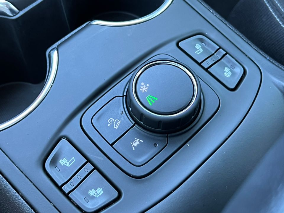 2022 GMC Terrain SLE - Photo 26