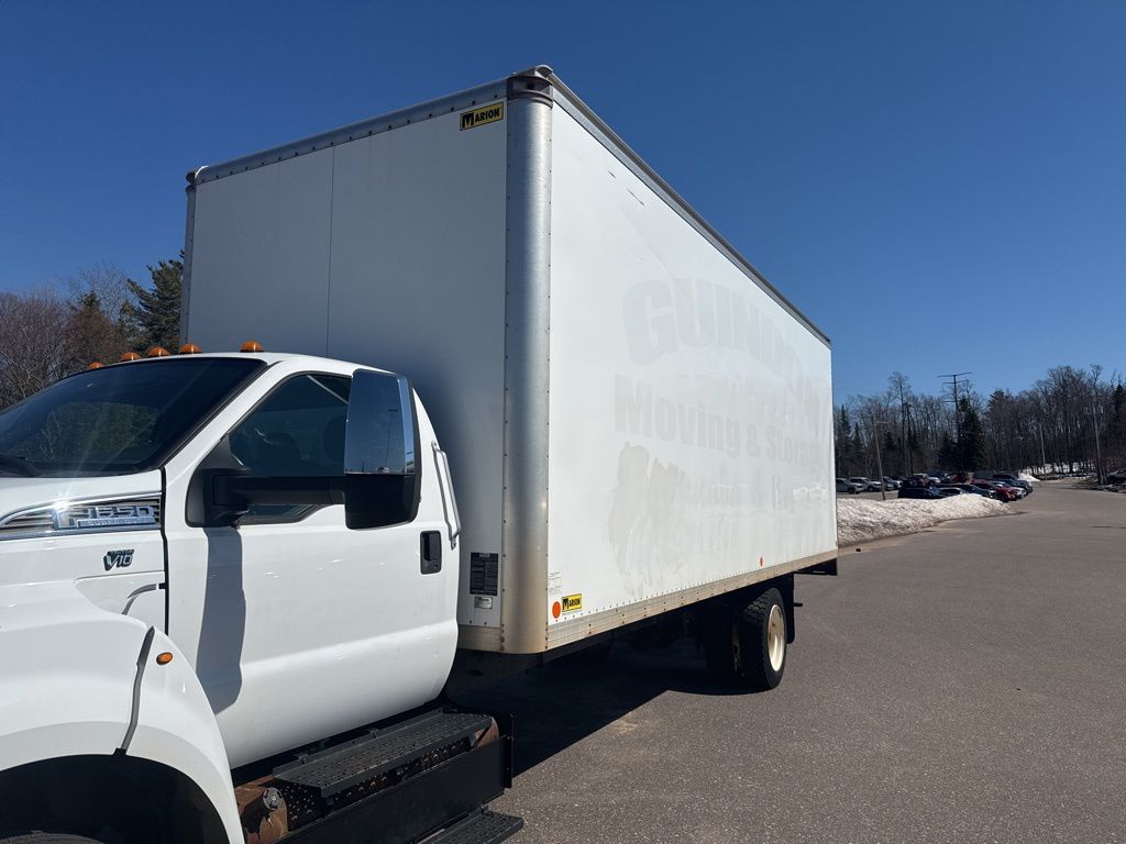 2017 Ford F-650 - Photo 16