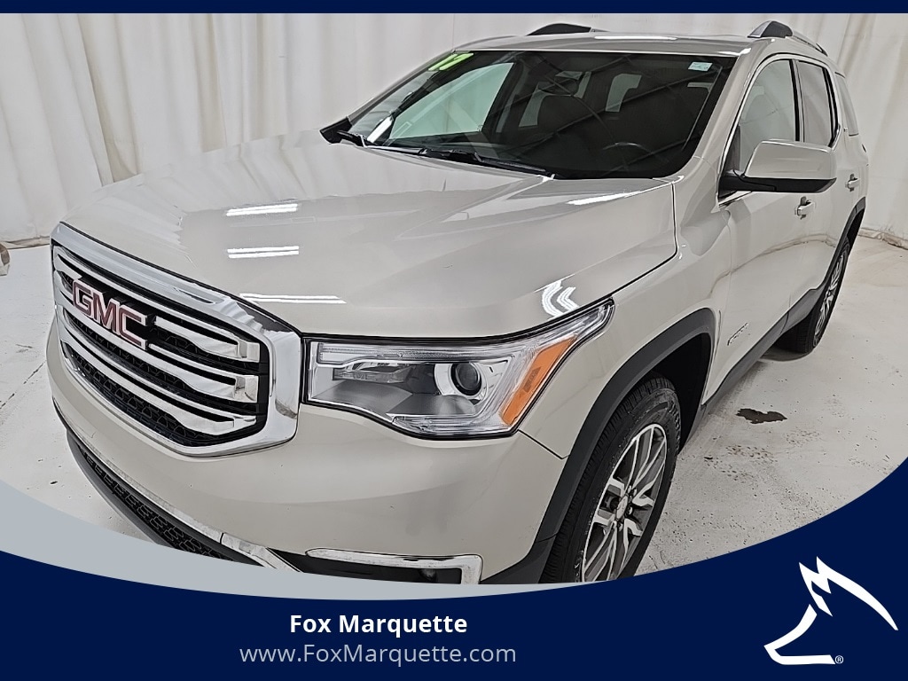 2017 GMC Acadia SL's photo