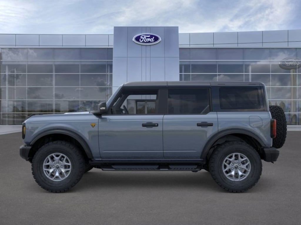 New 2025 Ford Bronco Badlands SUV