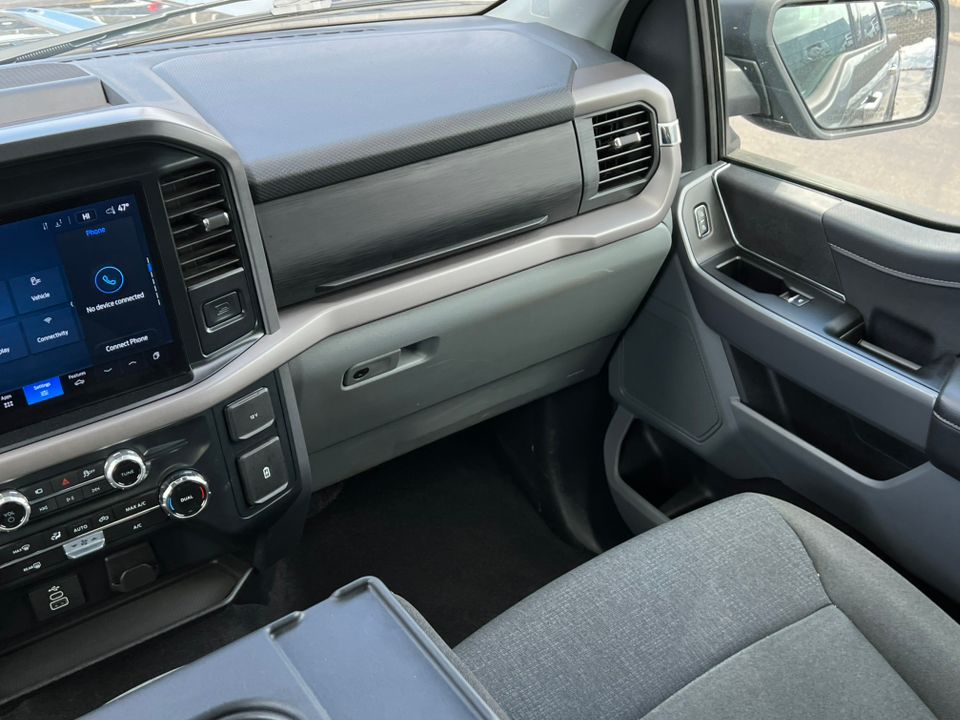 2025 Ford F-150 XLT - Photo 32