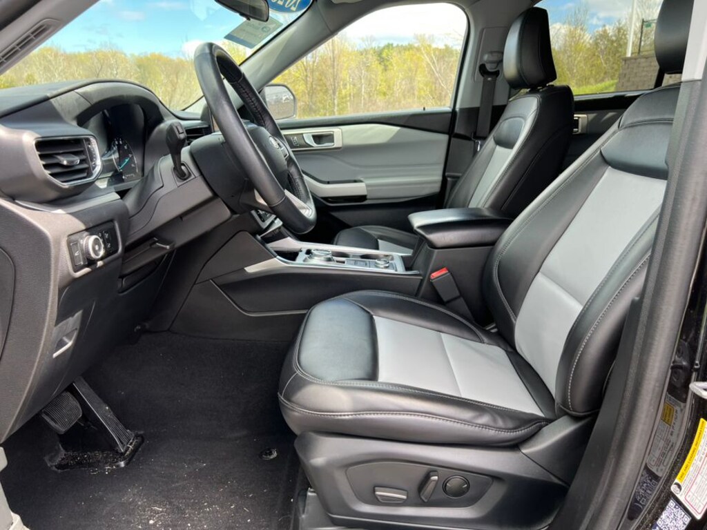 Used 2023 Ford Explorer XLT SUV