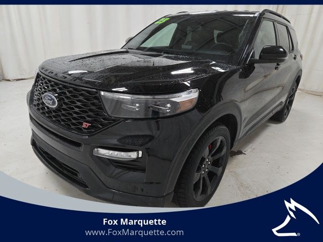 2023 Ford Explorer ST 4WD's photo