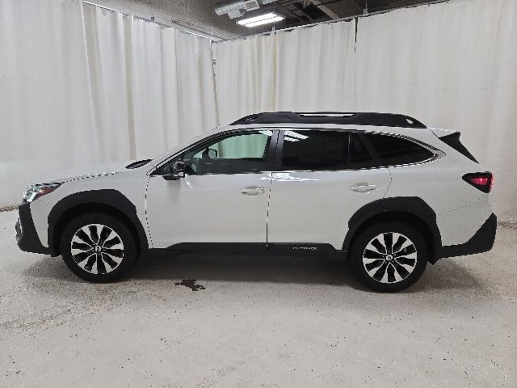 Used 2025 Subaru Outback Limited XT SUV