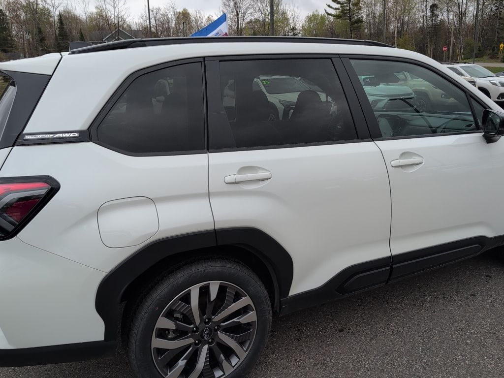 2026 Subaru Forester Touring - Photo 18