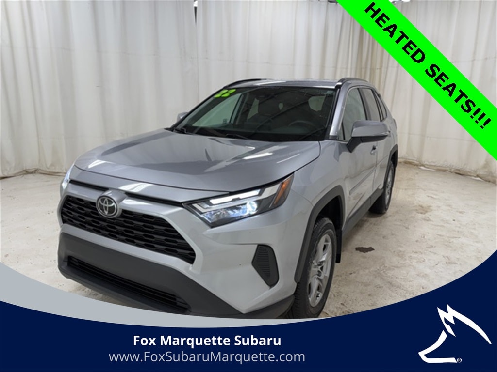 2022 Toyota RAV4 XLE's photo