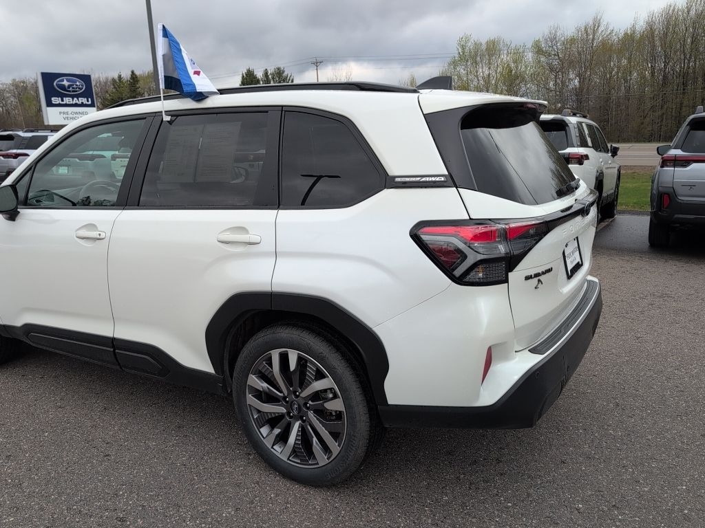 2026 Subaru Forester Touring - Photo 10