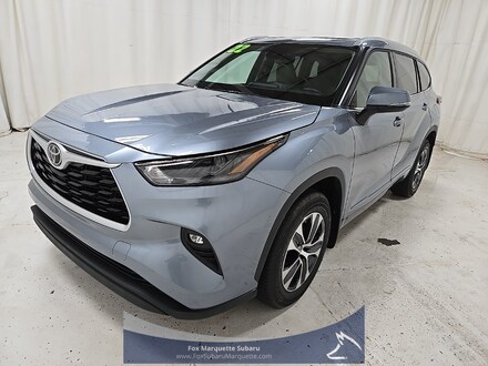 2022 Toyota Highlander XLE SUV