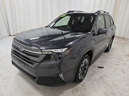 2025 Subaru Forester Premium SUV