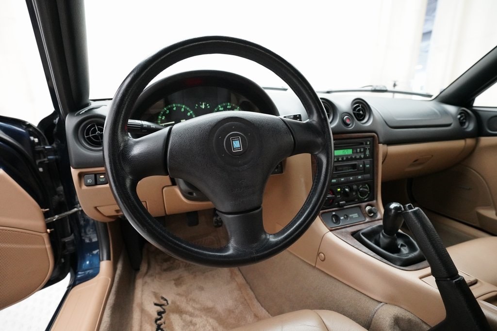 Used 1999 Mazda MX-5 Miata Base Convertible