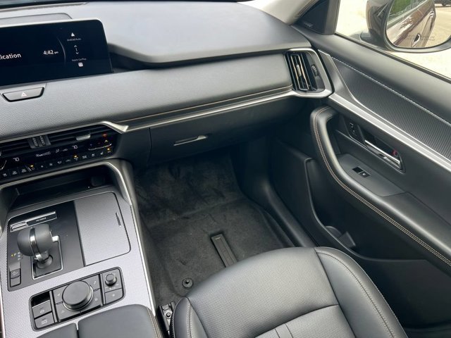 2026 Mazda CX-90 Premium Package - Photo 33