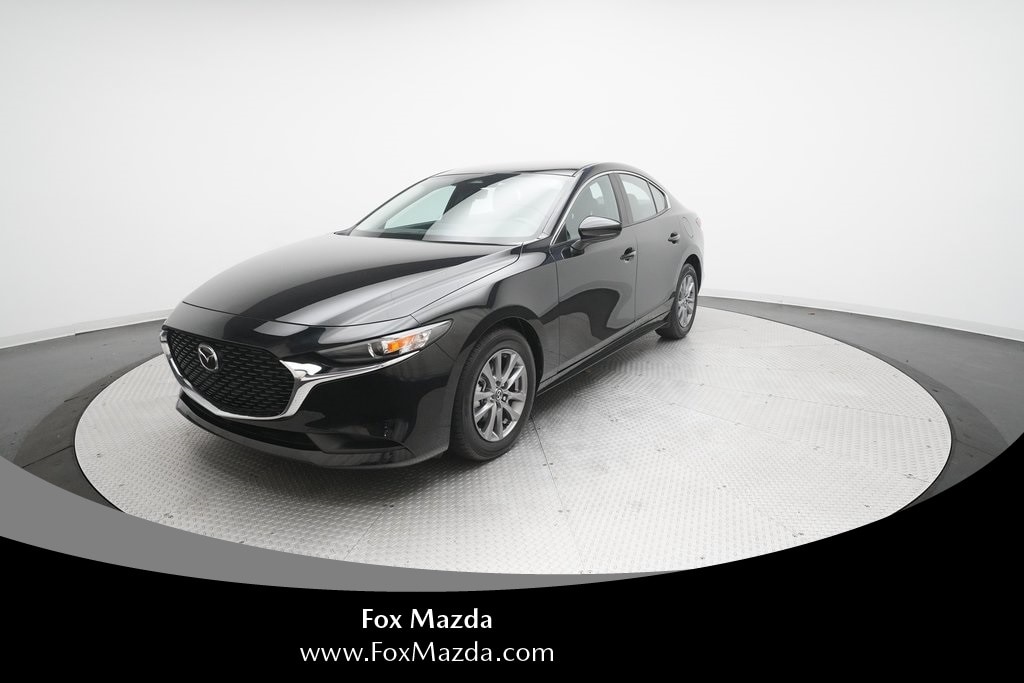 2025 Mazda Mazda3 S's photo