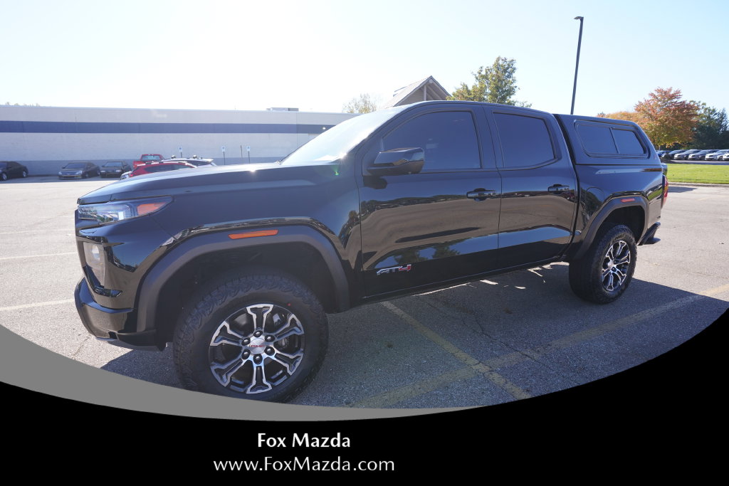 2023 GMC Canyon