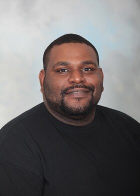 Staff member Andre Johnson from ID_65797b