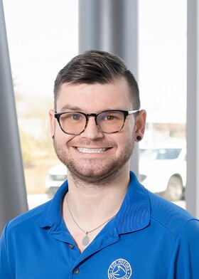 Staff member Derek Swinson from ID_ef0031