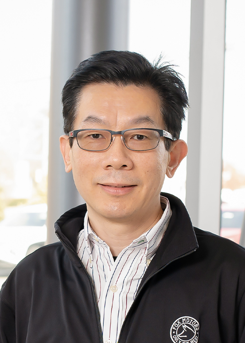 Staff member Jerry Teng from ID_6eb7ca