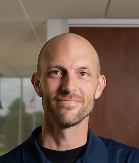 Staff member Kevin Alan Dawson from ID_b8654c