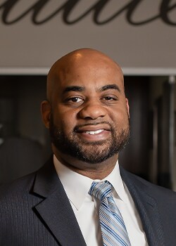 Staff member Dariel Walker from ID_cd427893b8db
