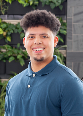 Staff member Alex Marcia from ID_34d535