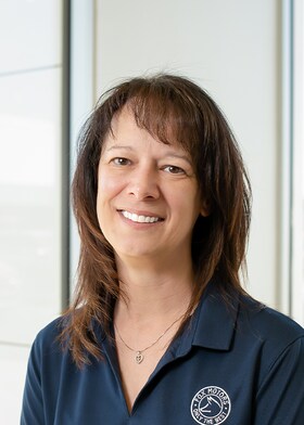 Staff member Cheryl Hendrix from ID_7061596ef233