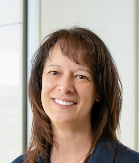 Staff member Cheryl Hendrix from ID_0c4738