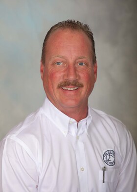 Staff member Duke Macgrayne from ID_1bde91